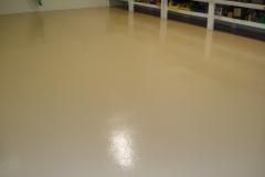 superior-garages-epoxy-flooring-commercial-210