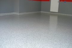 superior-garages-epoxy-flooring-commercial-211