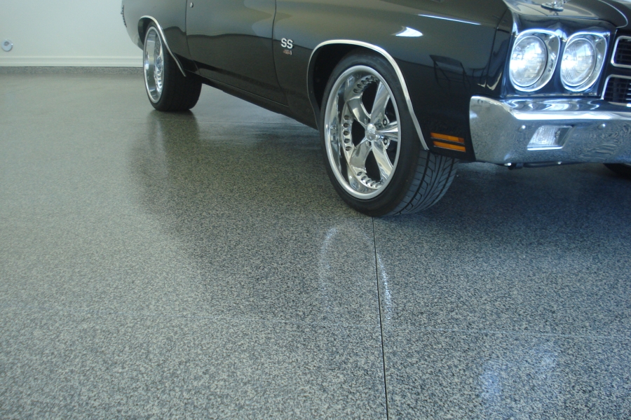 superior-garages-epoxy-flooring-residential-043