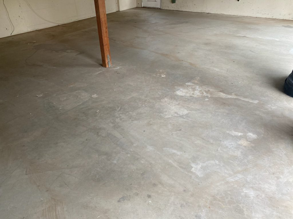 superior-garages-epoxy-flooring-in-rancho-cucamonga-before